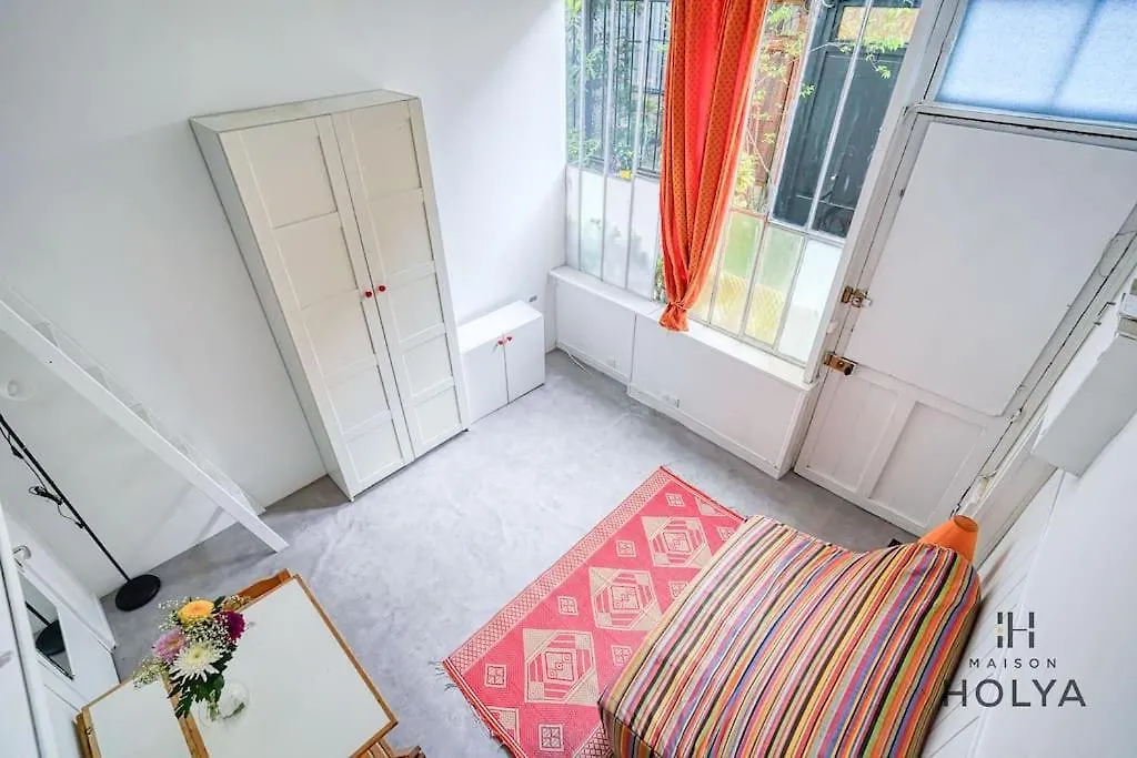 Apartment Place De La Nation - Le Refuge Des Artistes - 187C Paris France